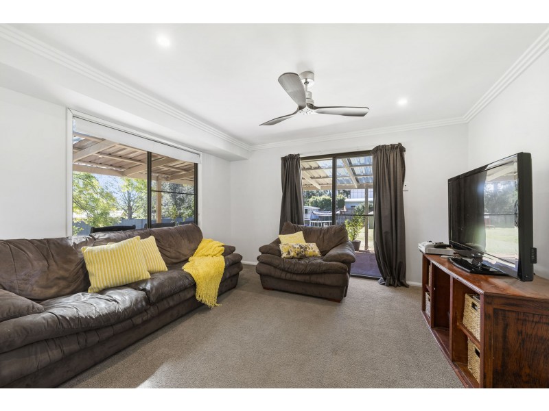 7 Glen Crescent, Highfields QLD 4352