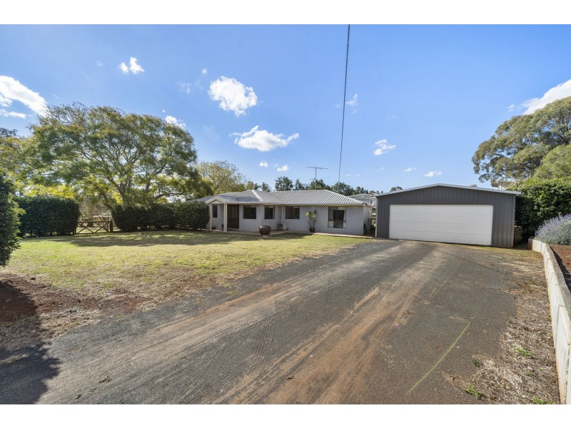 7 Glen Crescent, Highfields QLD 4352