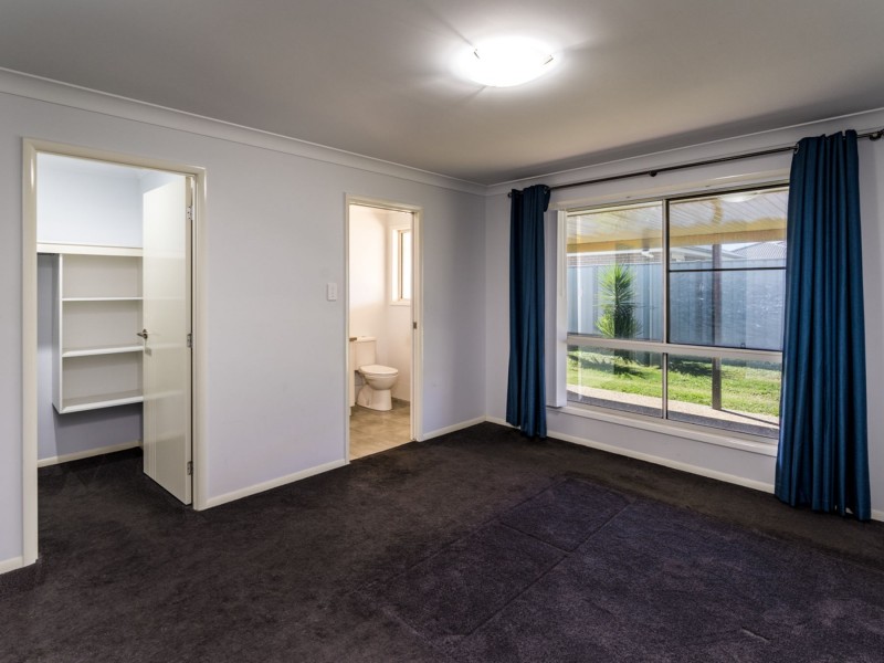 23 Ridge Drive, Cambooya QLD 4358