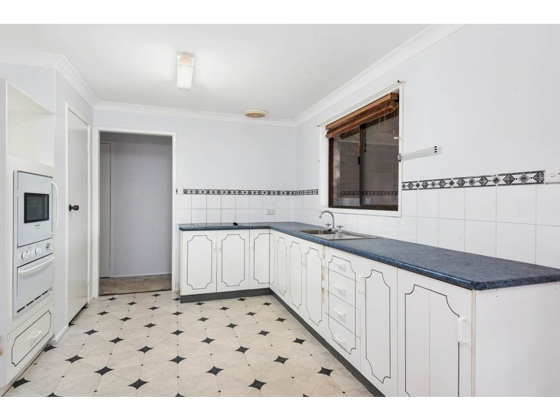 9 George Street, Kingsthorpe QLD 4400