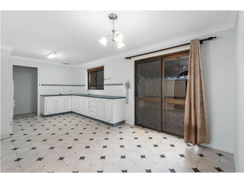 9 George Street, Kingsthorpe QLD 4400