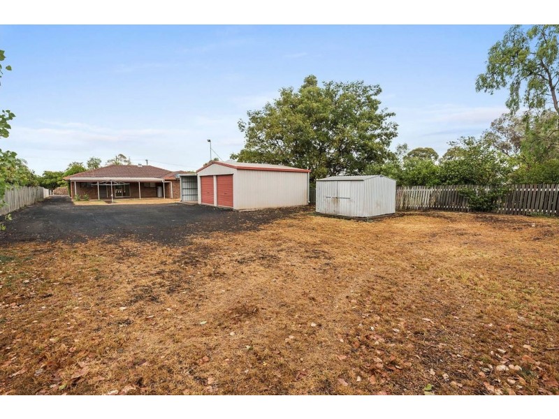 9 George Street, Kingsthorpe QLD 4400