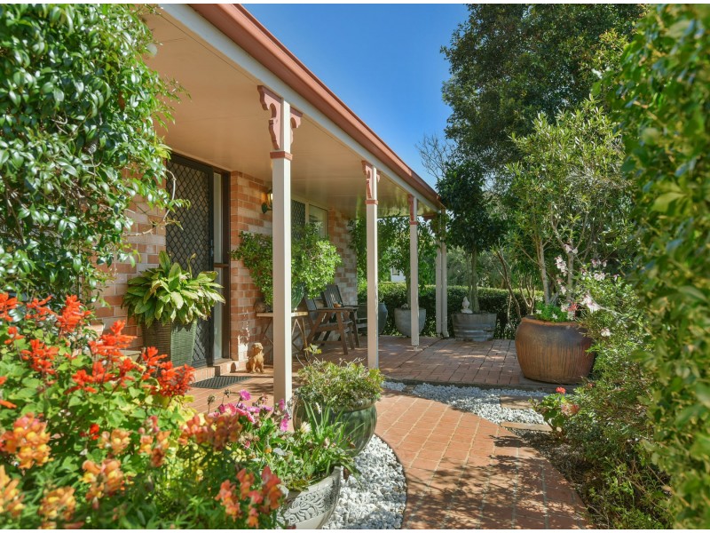 18A Ross Street, Mount Lofty QLD 4350