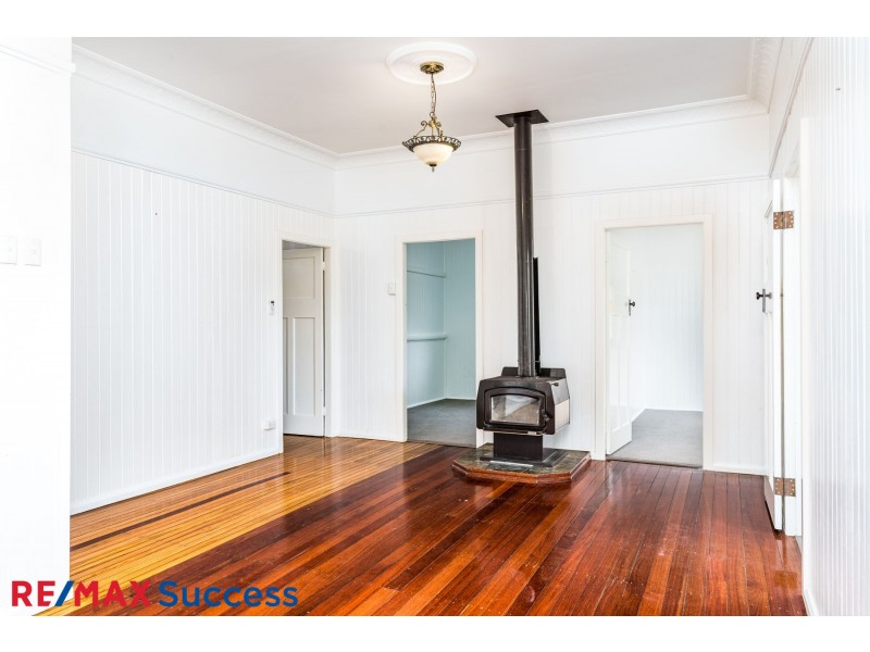 6 Perry Street, Harlaxton QLD 4350