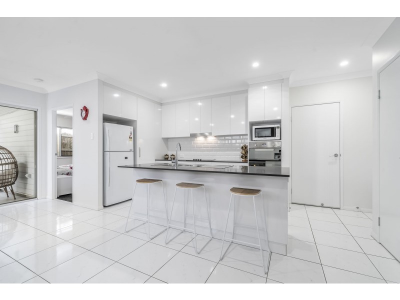 5/106A South Street, Centenary Heights QLD 4350