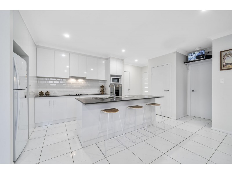5/106A South Street, Centenary Heights QLD 4350