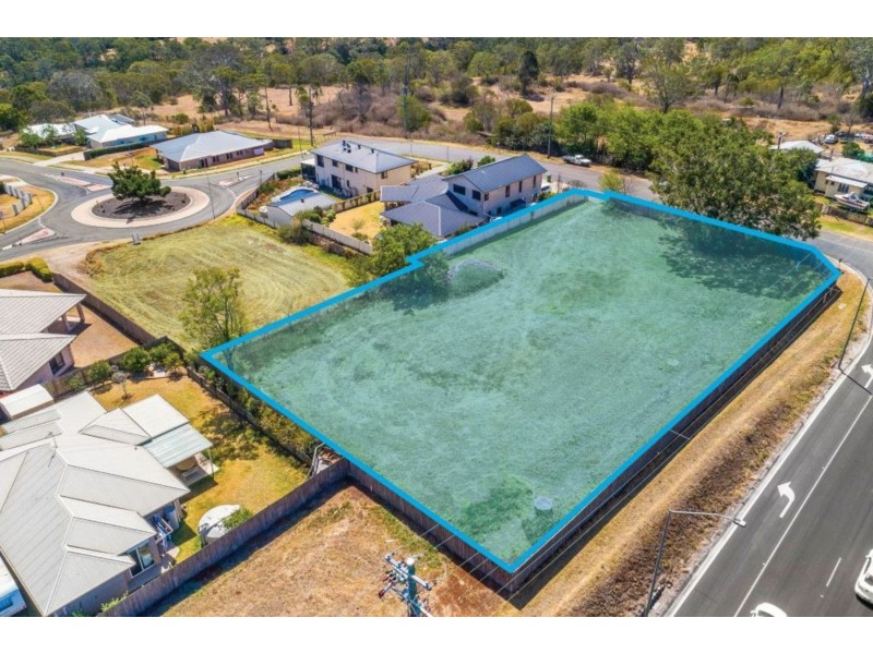 2 Weale Street, Mount Kynoch QLD 4350