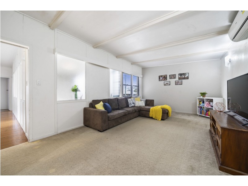 18 Rowbotham Street, Rangeville QLD 4350