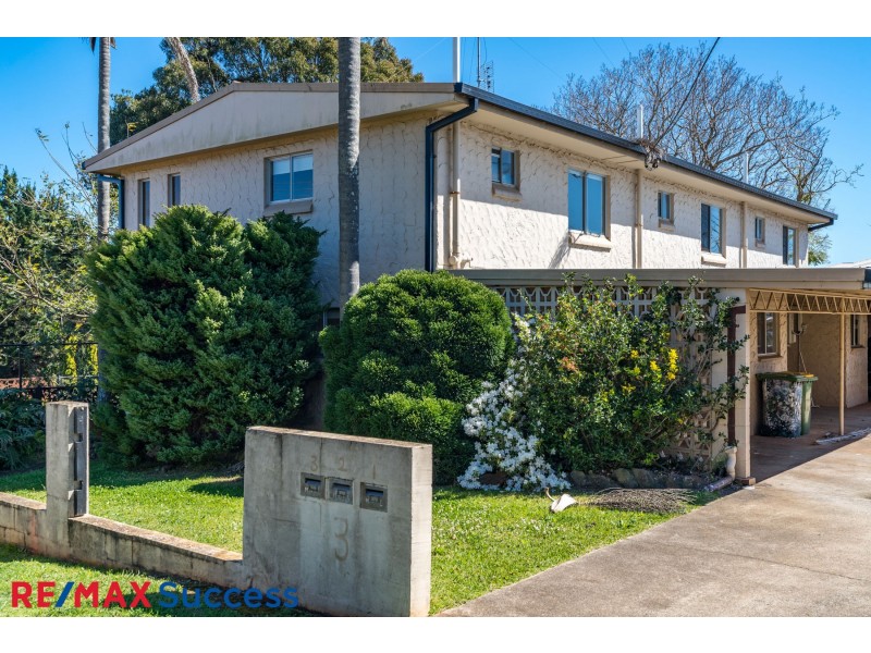 2/3 Pierce Street, South Toowoomba QLD 4350