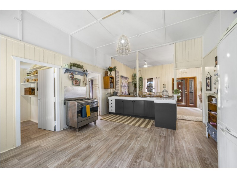 61 John Street, Goombungee QLD 4354