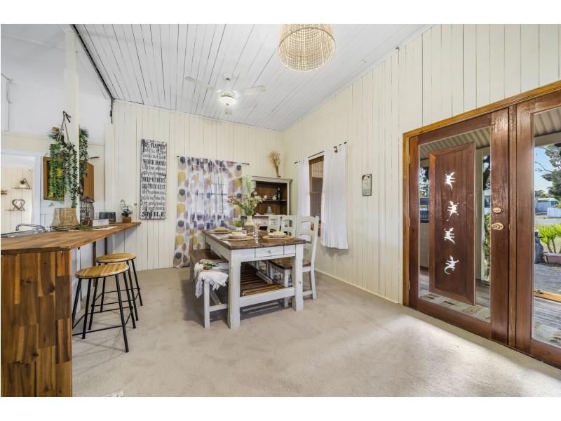 61 John Street, Goombungee QLD 4354