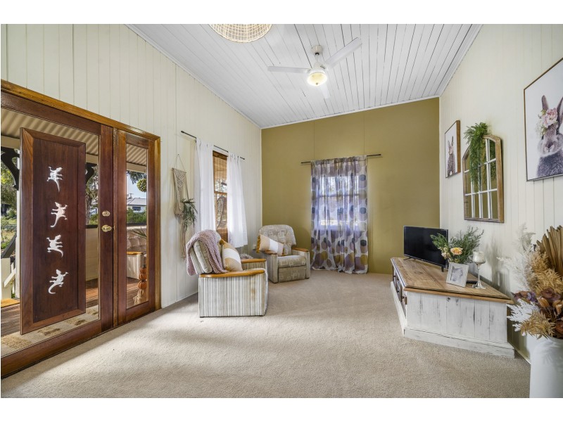 61 John Street, Goombungee QLD 4354