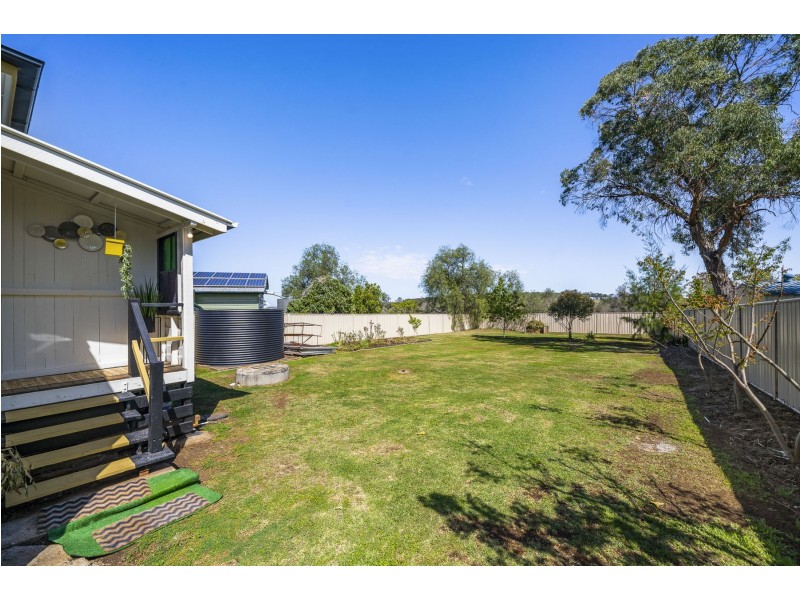 61 John Street, Goombungee QLD 4354