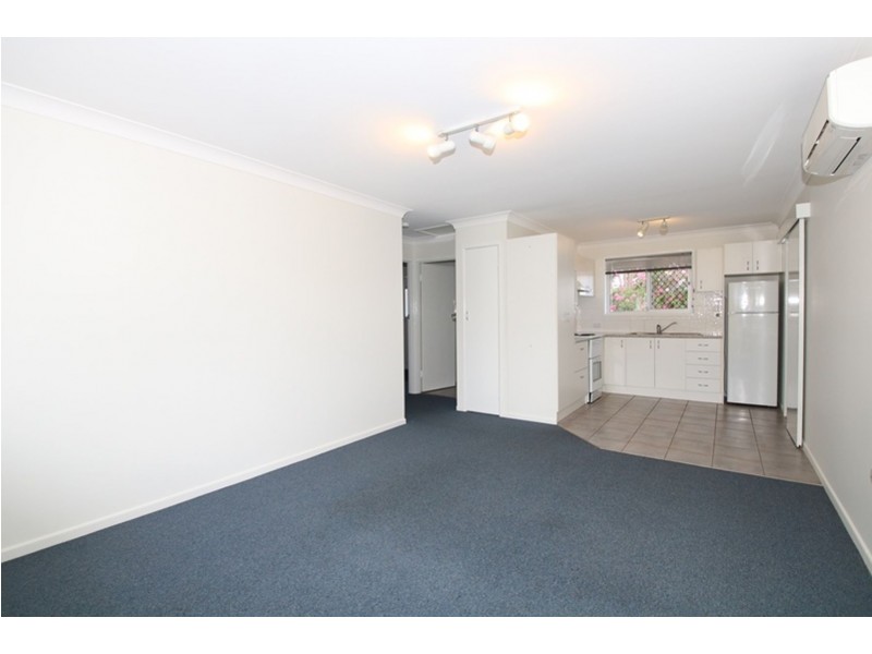 2/14 Healy Street, South Toowoomba QLD 4350