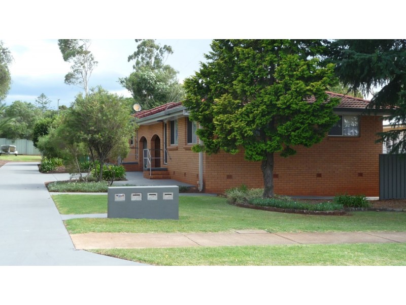 2/14 Healy Street, South Toowoomba QLD 4350