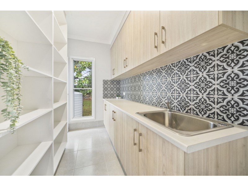 8A Cooper Street, South Toowoomba QLD 4350