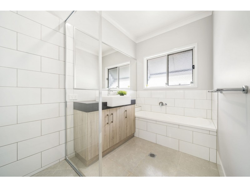 8A Cooper Street, South Toowoomba QLD 4350