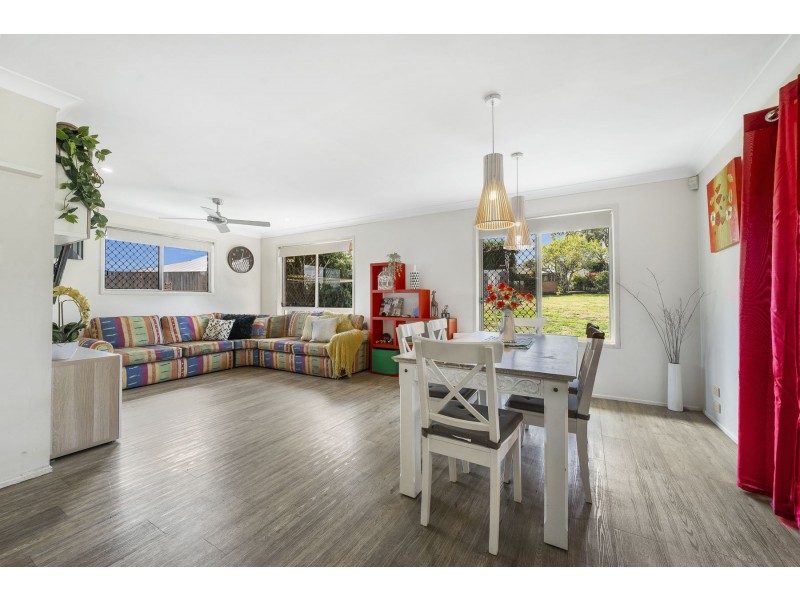 10 Belclaire Drive, Westbrook QLD 4350