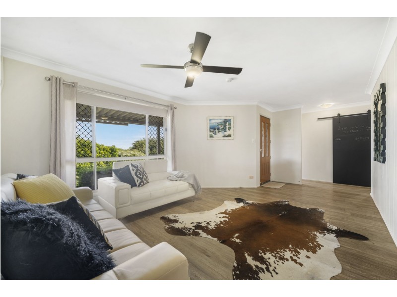 10 Belclaire Drive, Westbrook QLD 4350