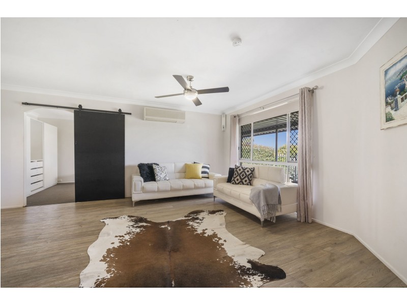 10 Belclaire Drive, Westbrook QLD 4350