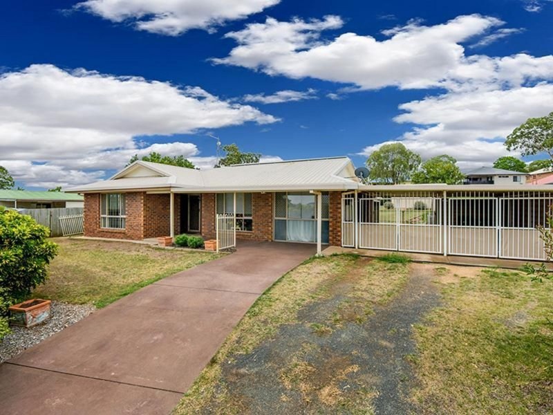 10 Belclaire Drive, Westbrook QLD 4350