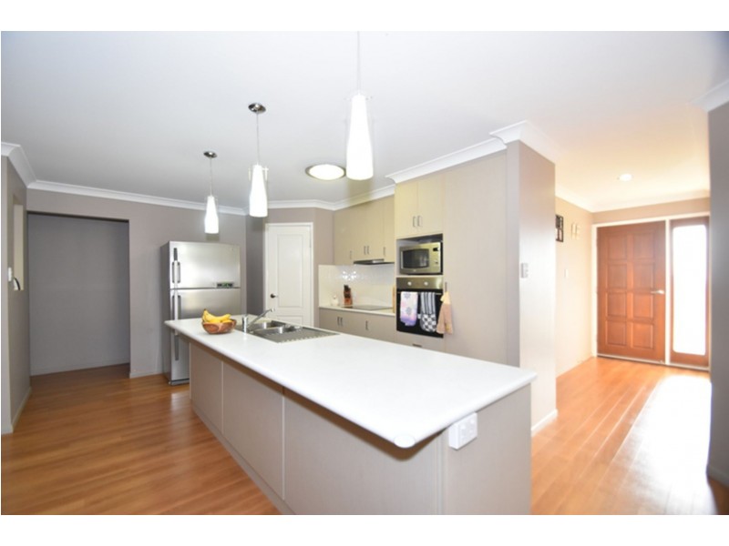 38 Smythe Drive, Highfields QLD 4352