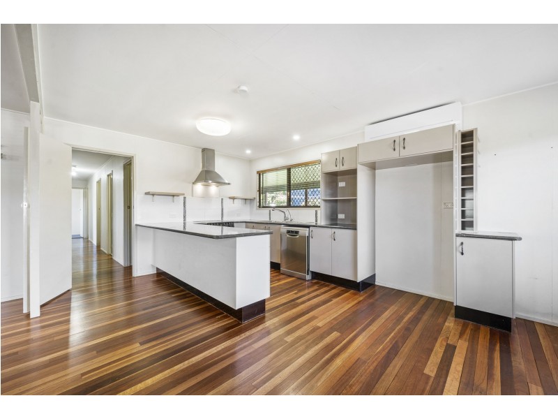 731 Boundary Street, Glenvale QLD 4350