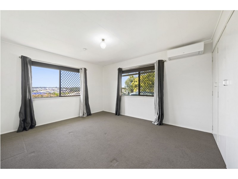 731 Boundary Street, Glenvale QLD 4350