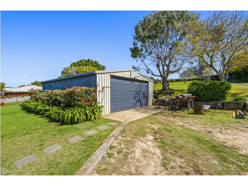 731 Boundary Street, Glenvale QLD 4350