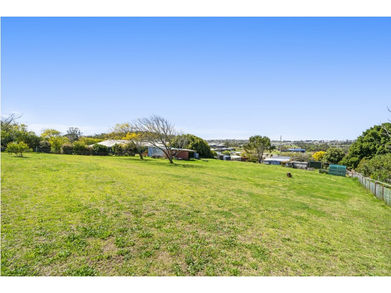 731 Boundary Street, Glenvale QLD 4350