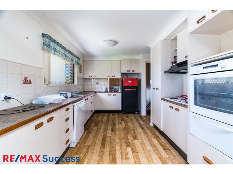 22 Erin Street, Wilsonton QLD 4350