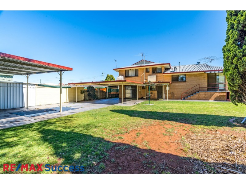 22 Erin Street, Wilsonton QLD 4350