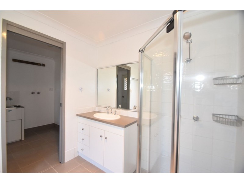 2/6 Harth Street, Rockville QLD 4350