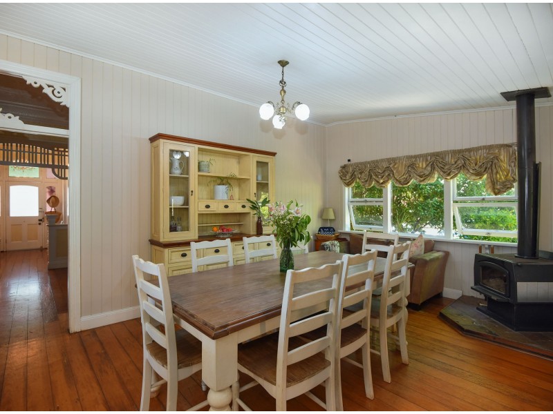 192 South Street, Centenary Heights QLD 4350