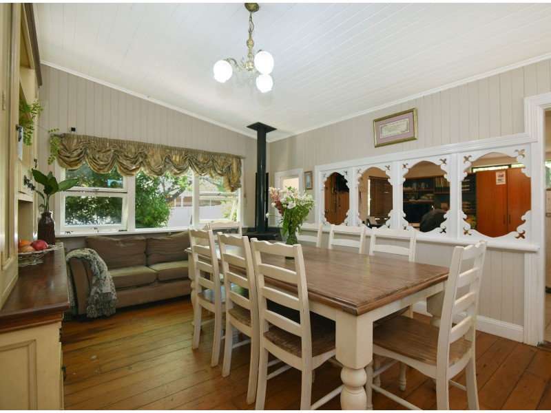 192 South Street, Centenary Heights QLD 4350