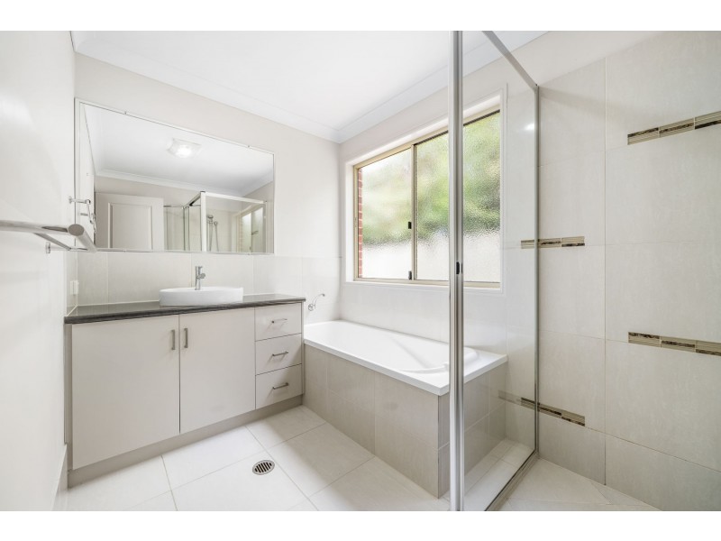 59A Mary Street, Mount Lofty QLD 4350