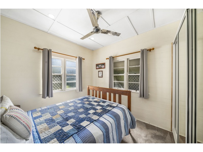 8 Hirst Street, Greenmount QLD 4359