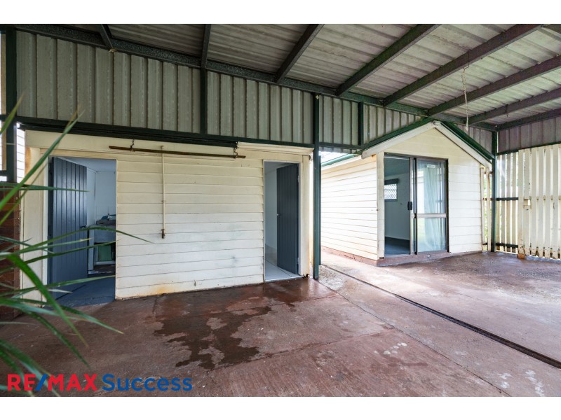 220 Bridge St, Newtown QLD 4350