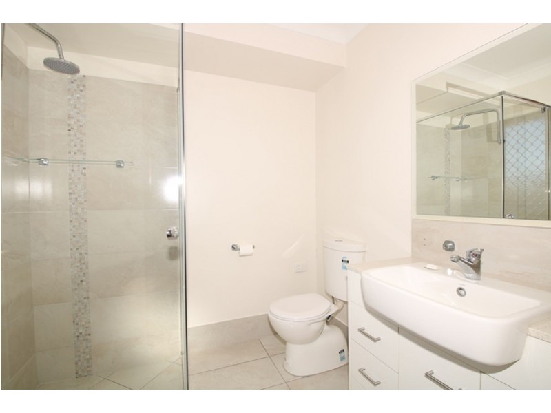 5 Carnation Court, Middle Ridge QLD 4350
