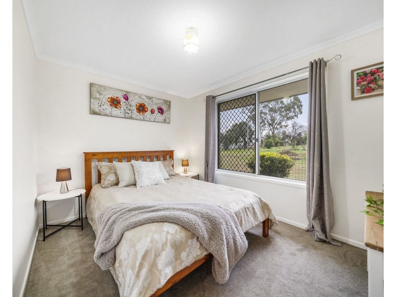 26 Daher Street, Goombungee QLD 4354