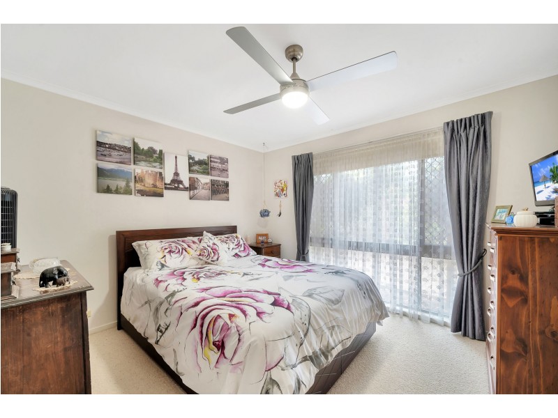 100 Hogg Street, Wilsonton Heights QLD 4350