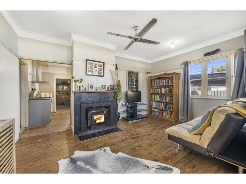 40 Cay Street, Newtown QLD 4350