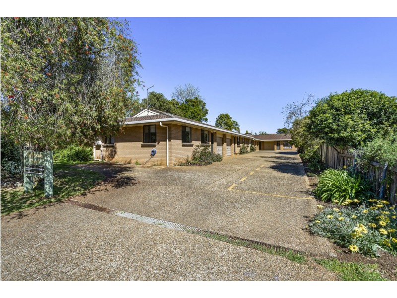 7 Norman Street, South Toowoomba QLD 4350