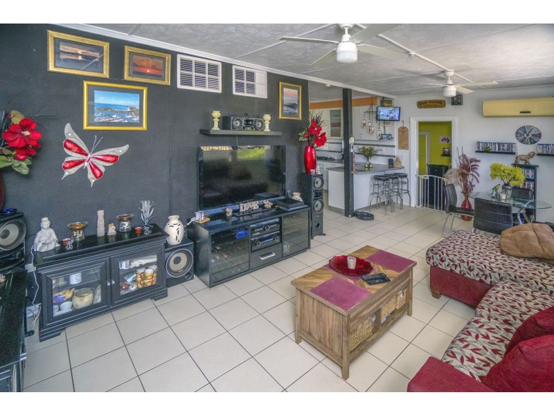 47 East Street, Mornington QLD 4825