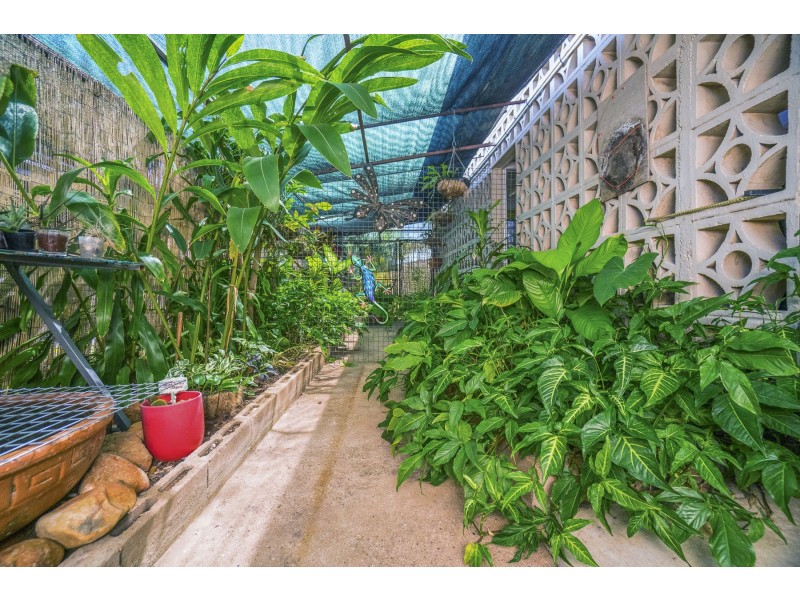 47 East Street, Mornington QLD 4825