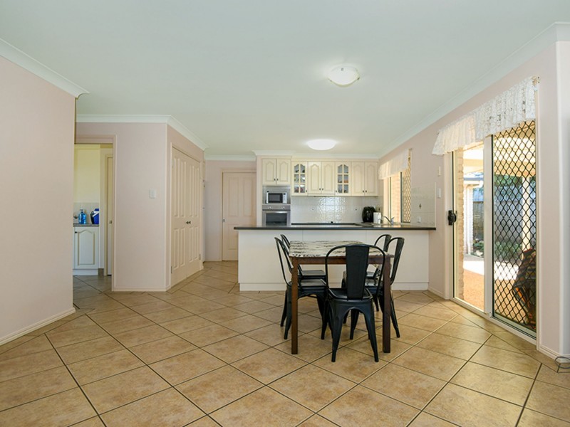 14B Barry Street, Mount Lofty QLD 4350