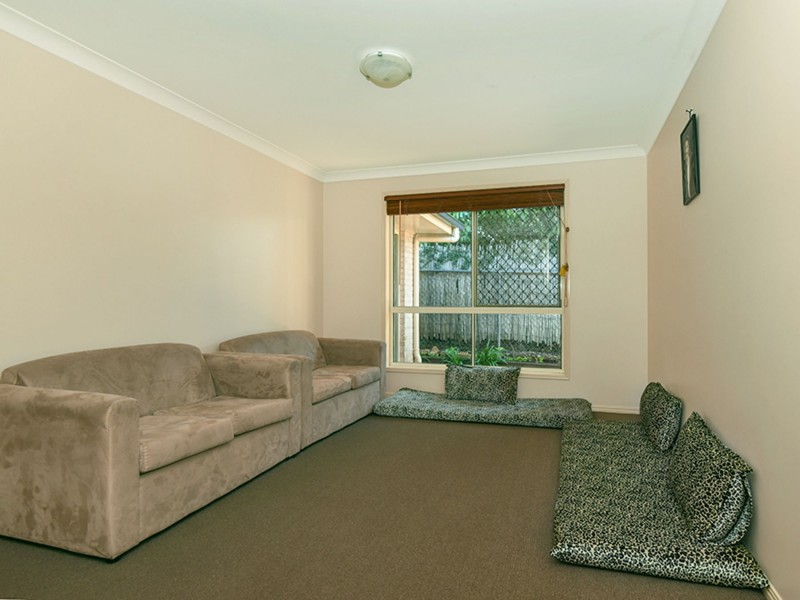 14B Barry Street, Mount Lofty QLD 4350