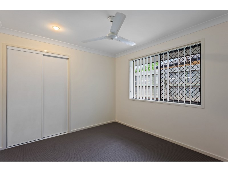 11 Scullin Street, Middle Ridge QLD 4350