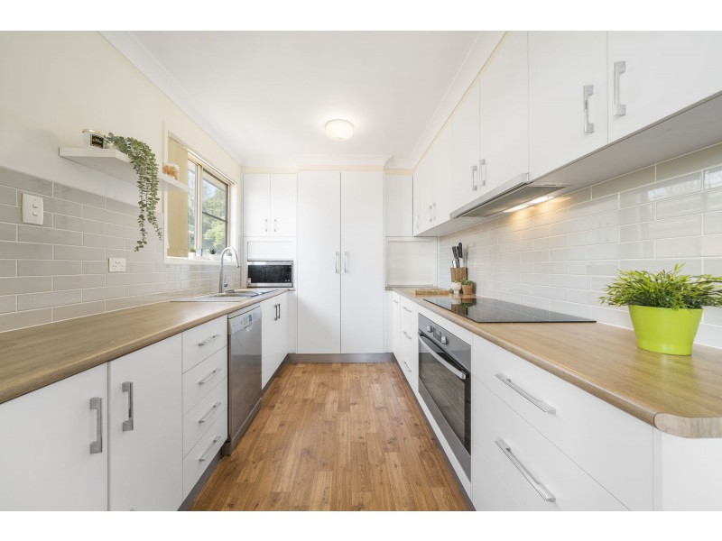 11 Gregory Street, Harlaxton QLD 4350