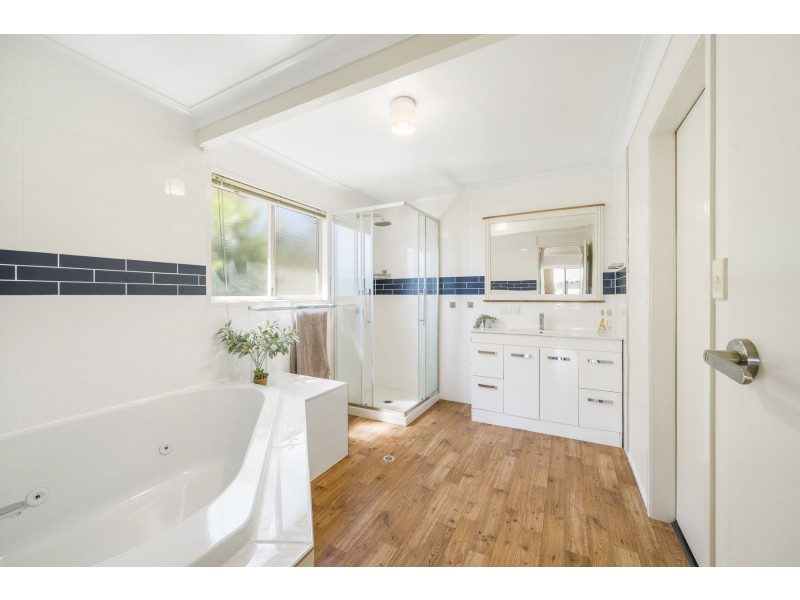 11 Gregory Street, Harlaxton QLD 4350